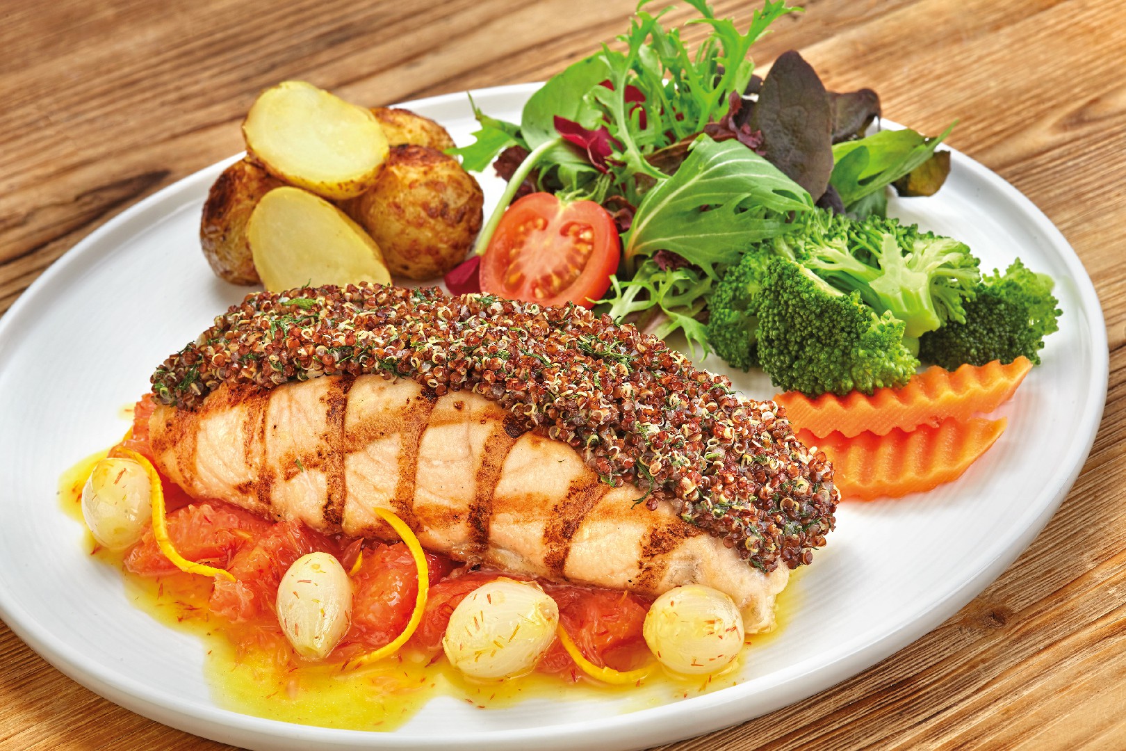 Kinoa Kıtırlı ve Greyfurt Soslu Somon